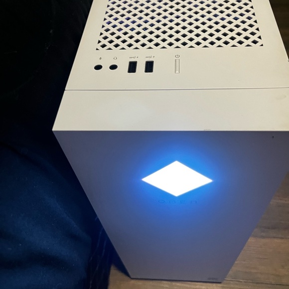 Gaming PC (Omen HP Geforce GTX 1660 Super)